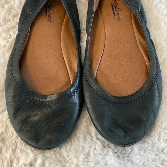 LUCKY BRAND black leather flats, good condition size 8 - Picture 3 of 8